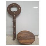 MCM CAKE STAND AND KEY DCOR