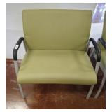 RETRO STYLE VINYL UPHOLSTERED BENCH 34IN