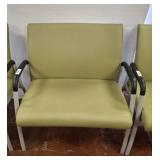 RETRO STYLE VINYL UPHOLSTERED BENCH 34IN