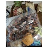 ASSORTED DCOR, PINEAPPLE, MISC