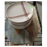 PLATES AND PLATTERS
