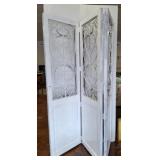 PAINTED DISTRESSED 3 PANEL ROOM DIVIDER