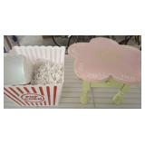 POP CORN TUB AND SMALLDOLL SIZE FLOWER TABLE