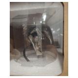 SABRE TOOTH DESK DCOR