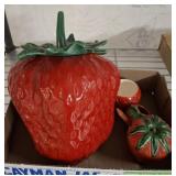 STRAWBERRY KITCHEN ACCESSORIES