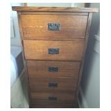 OAK GENTLEMANS CHEST