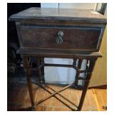 ORIENTAL STYLE SMOKING STAND