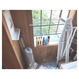 CONTETS OF LAUNDRY CLOSET, WINDMILL SCENE, TOWEL B