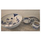 BLUE AND WHITE, SPODE CREAM, BOWLS