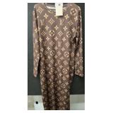 DESIGNER STYLE GOWN SIZE UNKNOWN AND NO TAGS