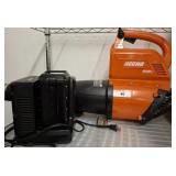 ECHO BLOWER WITH BATTERY AND CHARGER