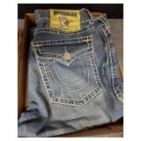 TRUE RELIGION 34 JEANS
