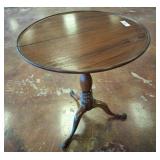 TILT TOP QUEEN ANNE TABLE