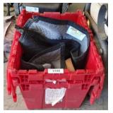 TOTE OF PLANTER POTS