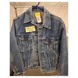 LEVI 38 R DENIM JACKET