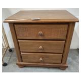 3 DRAWER NIGHT STAND 24X18X26