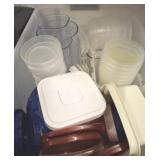 PLASTIC TOTE OF FOOD STORAGE CONTAINERS