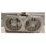 COMFORT ZONE DUAL WINDOW FAN