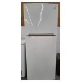 KENMORE FREEZER OVER FRIDGE APARTMENT SIZED