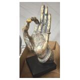 10IN HAND STATUE