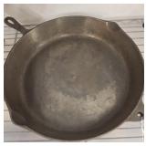 14IN CAST IRON FRYING PAN