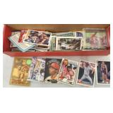 ASSORTED SPORTS CARDS