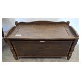 ANTIQUE HOPE CHEST
