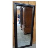 FULL LENGTH HANGING MIRROR 27X62