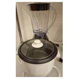 BLENDER AND SLOW COOKER