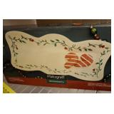 WINTERBERRY SERVING TRAY