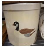 GOOSE CROCK WITH LID