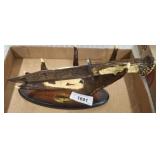 DECORATIVE EAGLE KNIFE W/ STAND