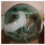 ART GLASS GLOBE