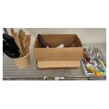 GROUP ASSORTED UTENSILS/FLATWARE