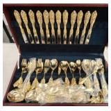 SET GOLD PLATED FLATWARE IN CHEST
