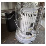 KEROSINE HEATER WITH FUEL CAN