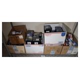 ASSORTED LIGHT BULBS GROUP