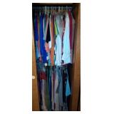 CONTENTS OF CLOSET- LADY