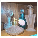 PERFUME AND SPRITZER BOTTLES