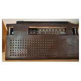 CHANNEL MASTER TRANSISTER RADIO