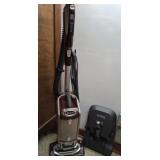 SHARK ROTATOR VACUUM