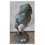 BRONZE FROG GARDEN STATUE 18 INCH