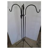 WROUGHT IRON PLANT RACK