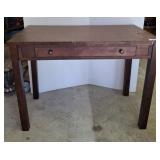 ANTIQUE SINGLE DRAWER DESK