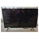 VIZIO 40 INCH FLATSCREEN TV