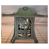 CAST PAGODA LANTERN 8IN