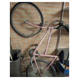 SCHWINN FRONTIER MOUNTAIN BIKE