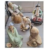 ASSORTED MUD MEN FIGURINES