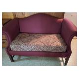 SETTEE 58 INCH