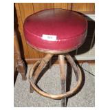 SWIVEL SEAT STOOL 14X24